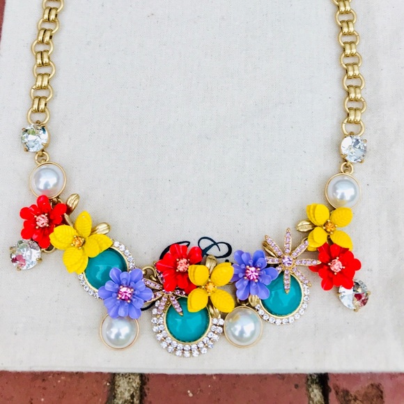 J. Crew Tropical Bloom Statement Necklace NWT - Picture 3 of 7